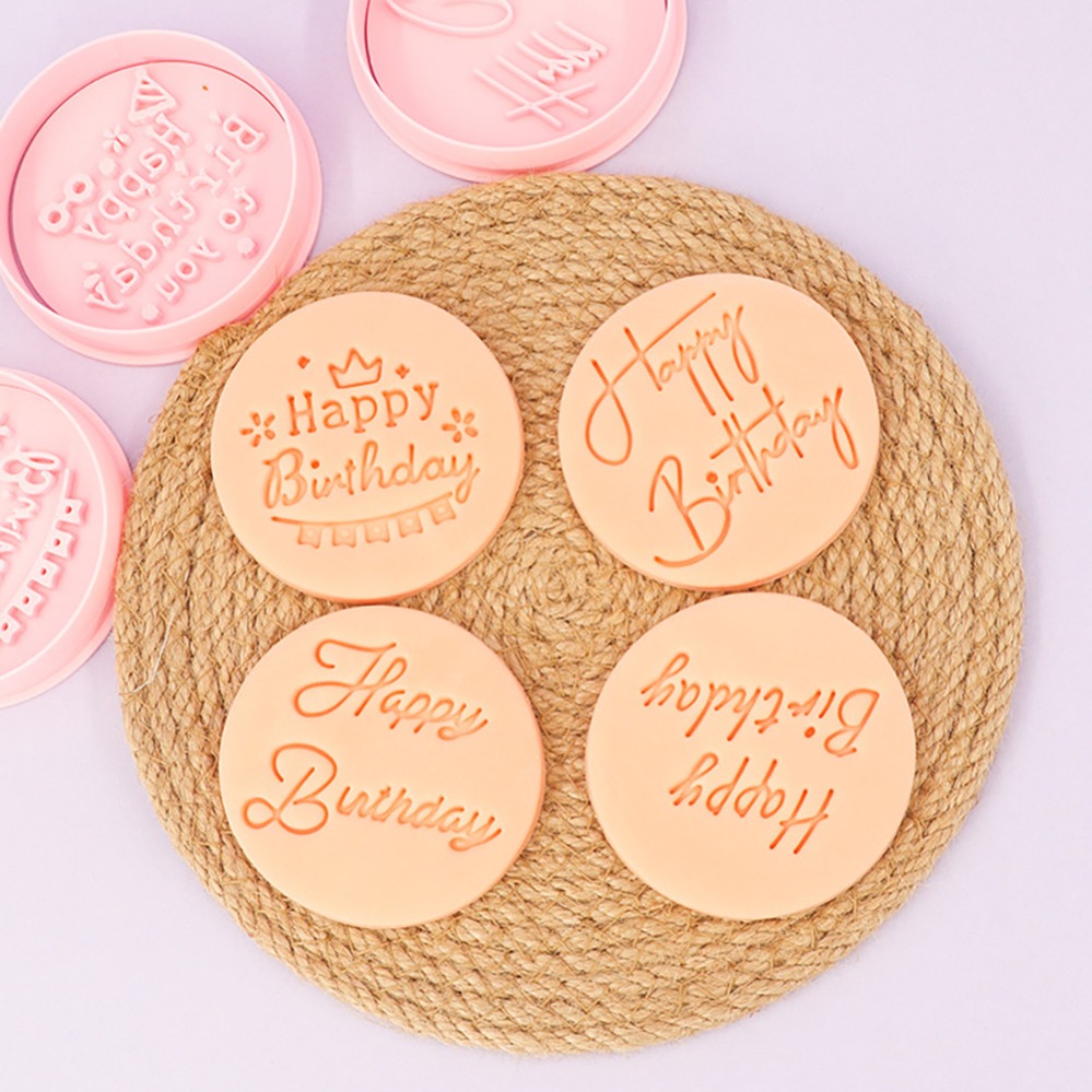 Emporte-pièces Joyeux Annivers - Kitchen Baking Supplies avis et prix
