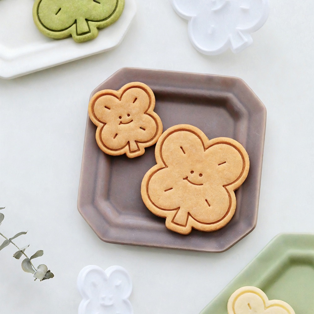 Emporte-pièces Trèfle à Quatre - Kitchen Baking Supplies avis et prix